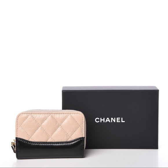 Aged Calfskin Quilted Gabrielle Zip Around Coin Purse Wallet Beige Black - Picture 1 of 7